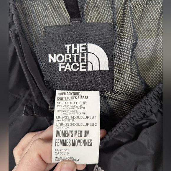 The North Face Black Gore-Tex snow pants - Picture 2 of 4